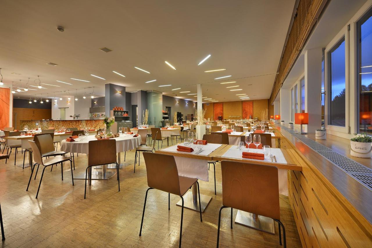 Omnia Hotel Relax & Wellness ヤンスケー・ラーズニェ エクステリア 写真