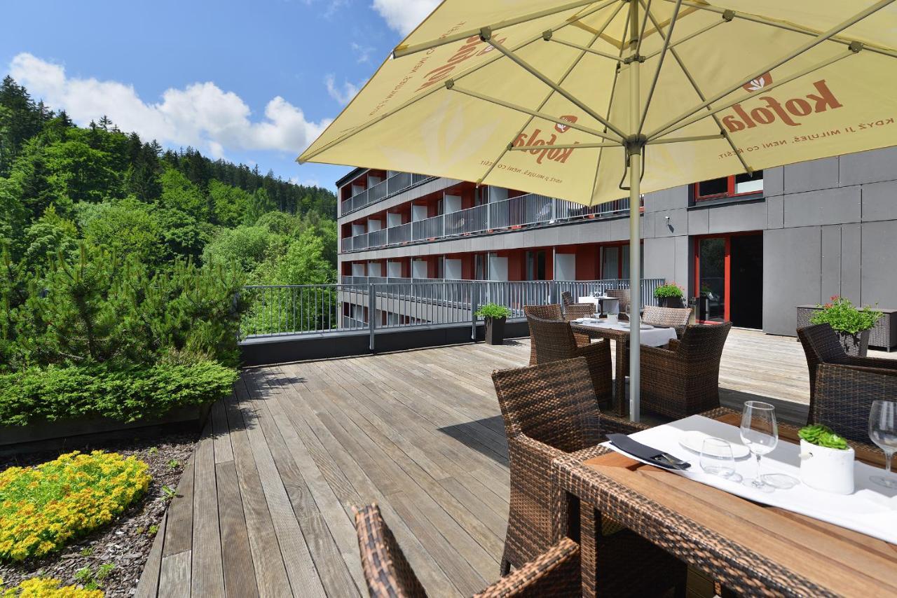 Omnia Hotel Relax & Wellness ヤンスケー・ラーズニェ エクステリア 写真