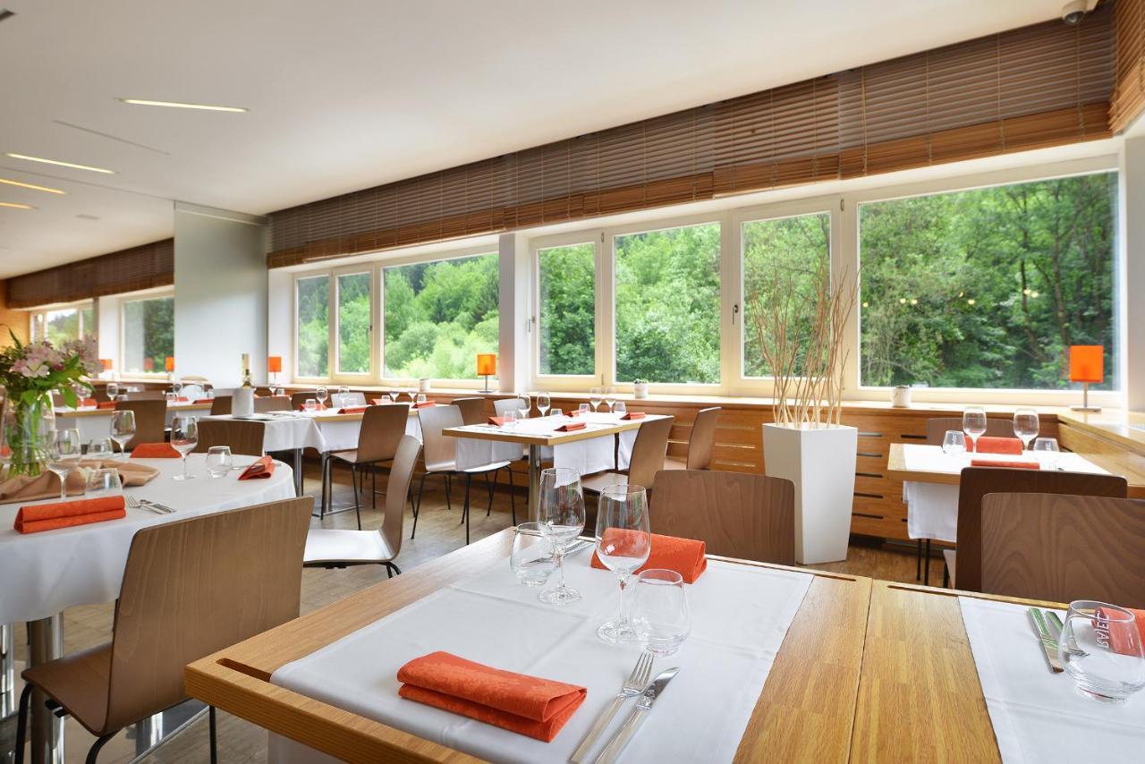 Omnia Hotel Relax & Wellness ヤンスケー・ラーズニェ エクステリア 写真