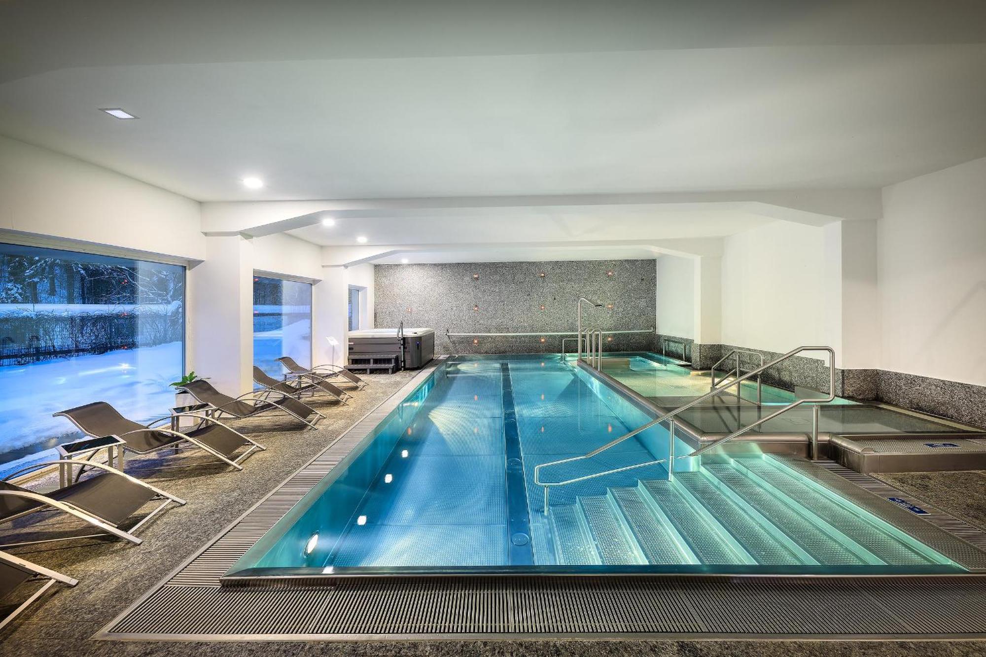 Omnia Hotel Relax & Wellness ヤンスケー・ラーズニェ エクステリア 写真